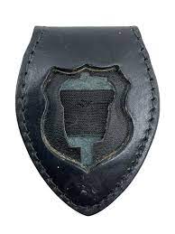 108071- Unisync Military Badge Holder w Clip